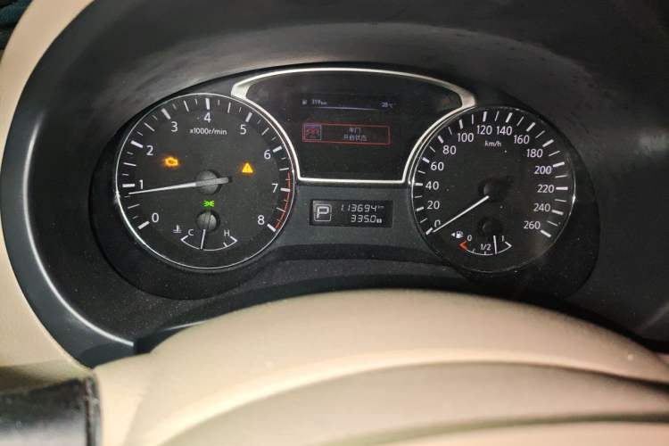 Used Nissan Teana 2016 Revised Version 2.0L XL Comfort Edition Odometer Close Up