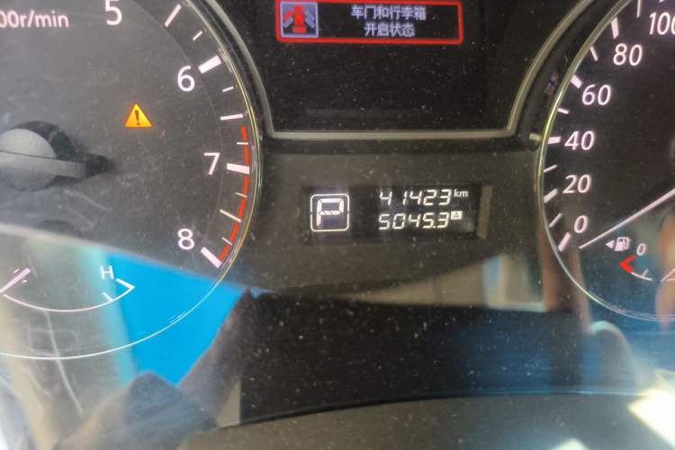 Used Nissan Teana 2016 Revised Version 2.0L XL Comfort Edition Odometer Close Up