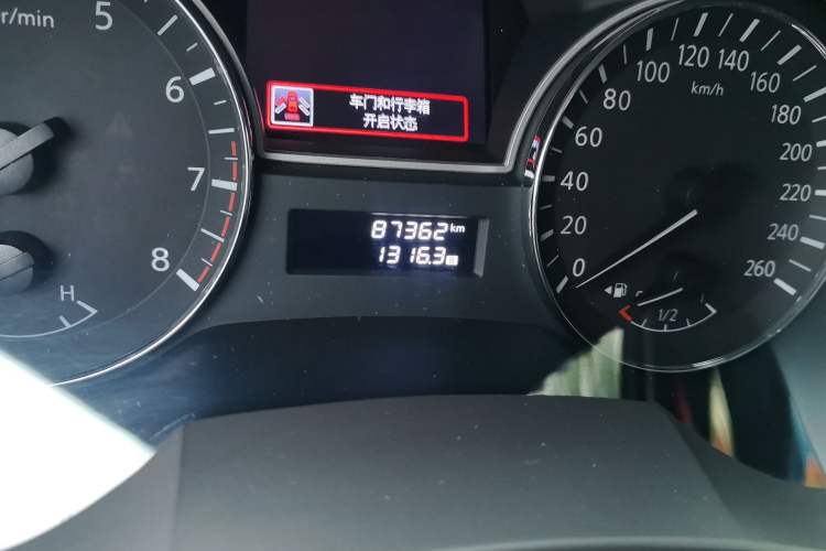 Used Nissan Teana 2016 2.5L XL-Upper Smart Enjoyment Version Odometer Close Up