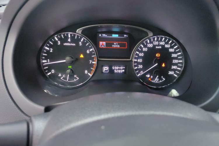 Used Nissan Teana 2016 Revised Version 2.0L XL Comfort Edition Odometer Close Up