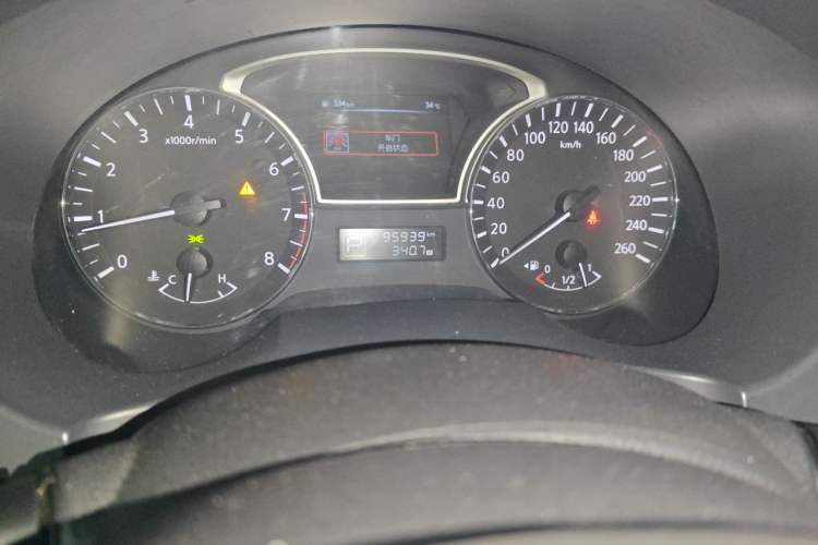 Used Nissan Teana 2016 Revised Version 2.0L XL Comfort Edition Odometer Close Up