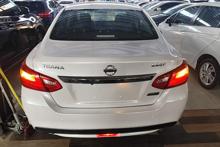 Used Nissan Teana 2016 Revised Version 2.0L XL Comfort Edition Rear