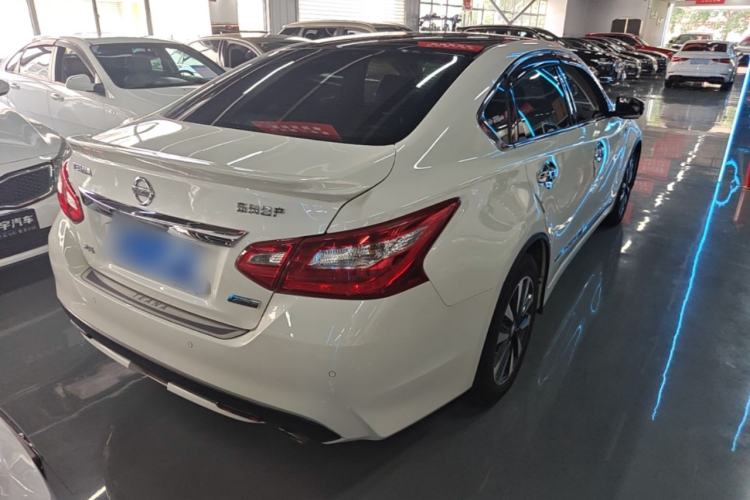 Used Nissan Teana 2016 2.5L XL-UpperNAVI Tech Prestige Edition Rear Right 45 Deg