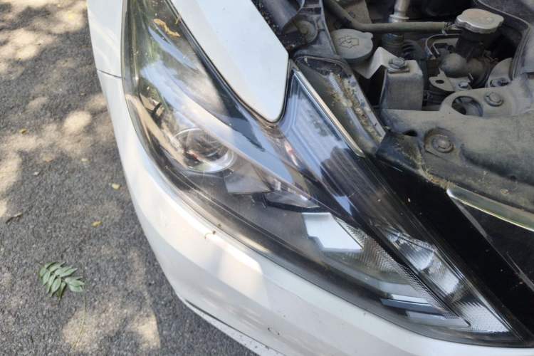 Used Nissan Teana 2016 2.0L XL-Upper Smart Edition Right Front Headlight