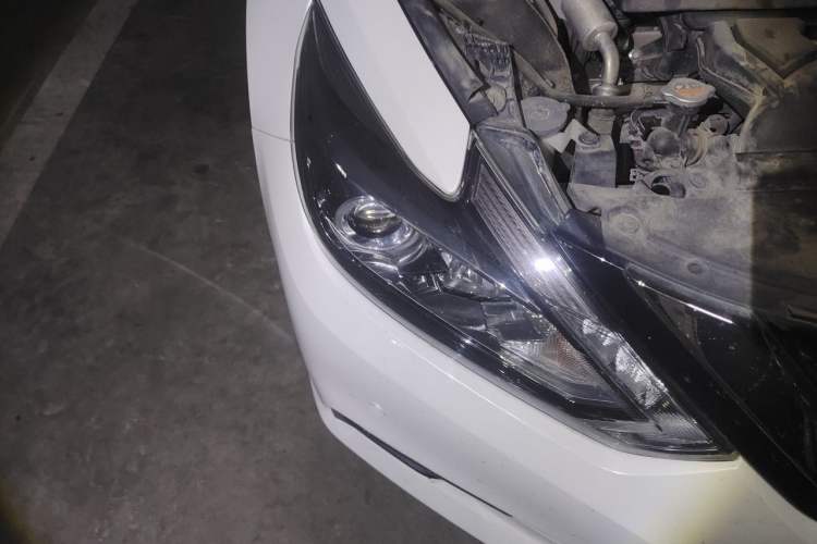 Used Nissan Teana 2016 2.0L XL Comfort Edition Right Front Headlight