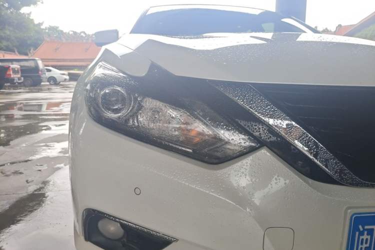 Used Nissan Teana 2016 2.0L XL Comfort Edition Right Front Headlight