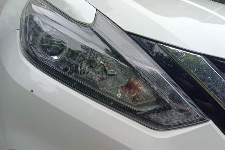 Used Nissan Teana 2016 Revised Version 2.0L XL Comfort Edition Right Front Headlight