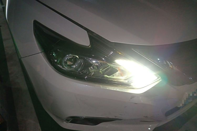 Used Nissan Teana 2016 2.0L XL Comfort Edition Right Front Headlight