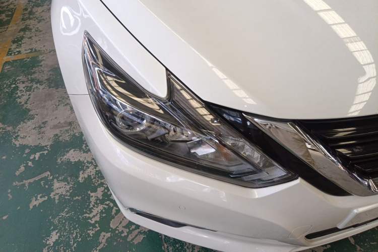 Used Nissan Teana 2016 2.5L XL-UpperNAVI Tech Prestige Edition Right Front Headlight