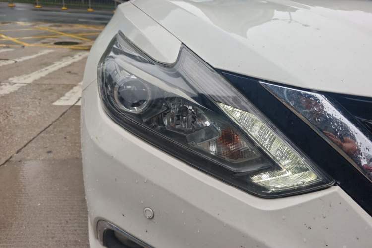 Used Nissan Teana 2016 2.0L XL Comfort Edition Right Front Headlight