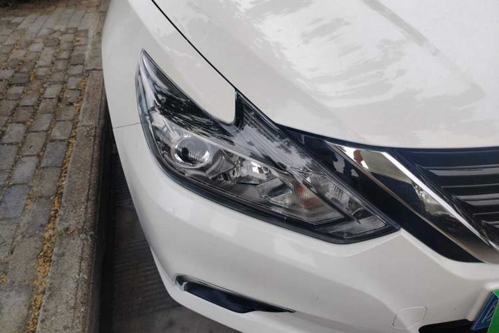 Used Nissan Teana 2016 Revised Version 2.0L XL Comfort Edition Right Front Headlight