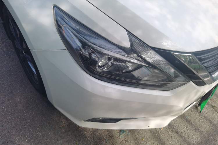 Used Nissan Teana 2016 Revised Version 2.0L XL Comfort Edition Right Front Headlight