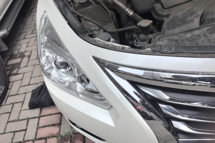 Used Nissan Teana 2016 2.0L XL Comfort Edition Right Front Headlight