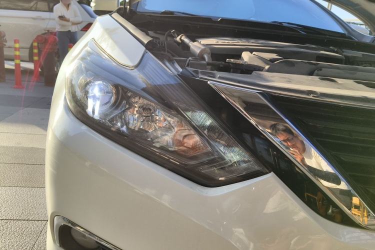 Used Nissan Teana 2016 Revised Version 2.0L XL Comfort Edition Right Front Headlight