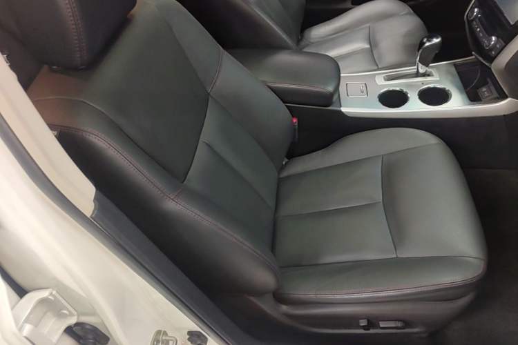 Used Nissan Teana 2016 2.0L XL Comfort Edition Right Front Seat