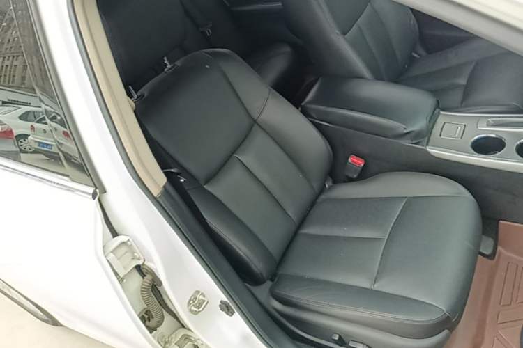 Used Nissan Teana 2016 2.0L XL Comfort Edition Right Front Seat