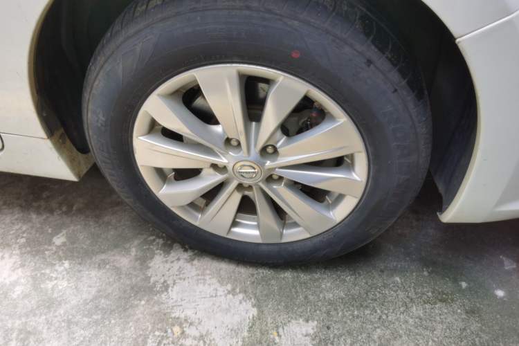 Used Nissan Teana 2016 2.0L XL Comfort Edition Right Front Wheel Hub