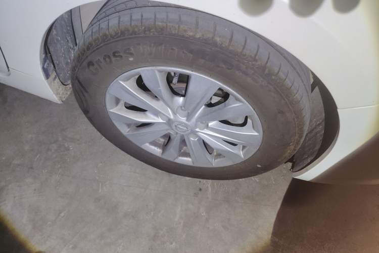 Used Nissan Teana 2016 2.0L XL Comfort Edition Right Front Wheel Hub