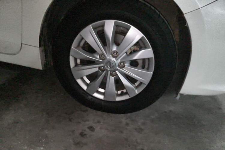 Used Nissan Teana 2016 2.0L XL Comfort Edition Right Front Wheel Hub