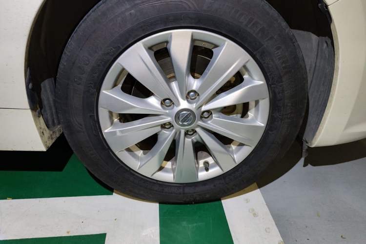 Used Nissan Teana 2016 Revised Version 2.0L XL Comfort Edition Right Front Wheel Hub