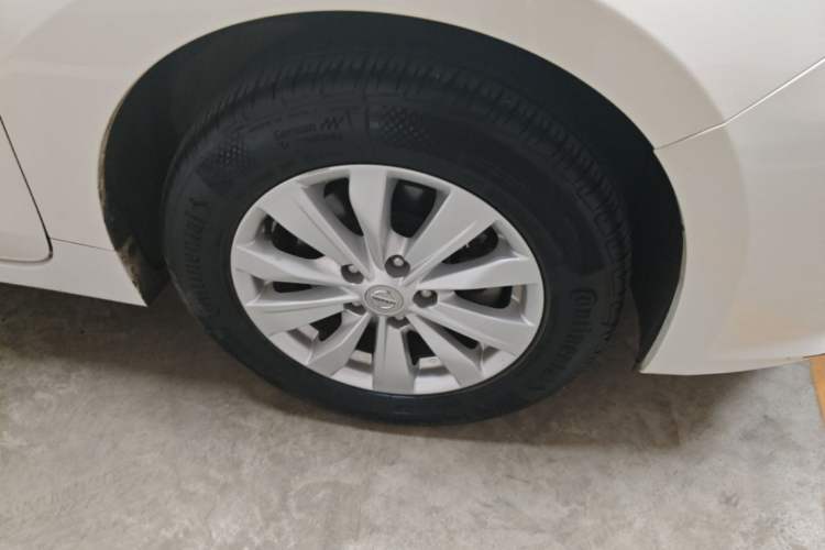 Used Nissan Teana 2016 Revised Version 2.0L XL Comfort Edition Right Front Wheel Hub