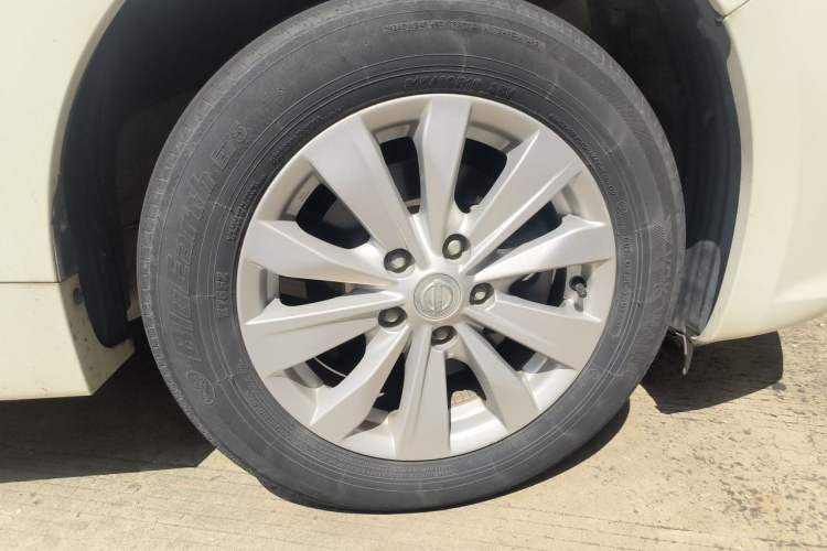 Used Nissan Teana 2016 Revised Version 2.0L XL Comfort Edition Right Front Wheel Hub