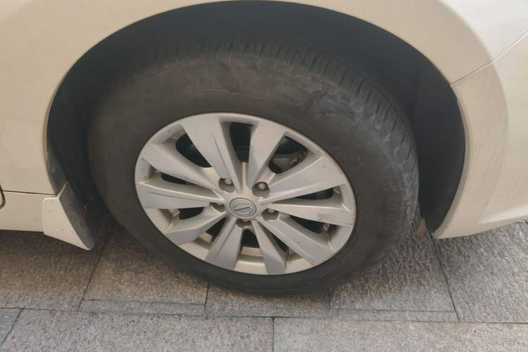 Used Nissan Teana 2016 2.0L XL Comfort Edition Right Front Wheel Hub