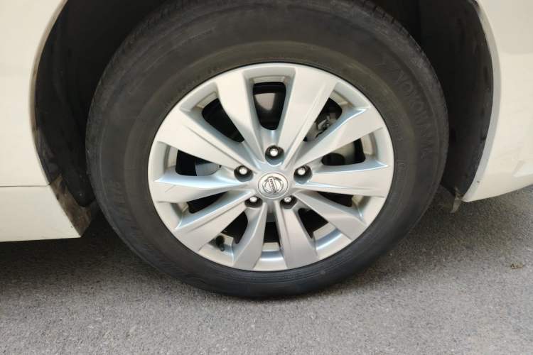 Used Nissan Teana 2016 2.0L XL Comfort Edition Right Front Wheel Hub