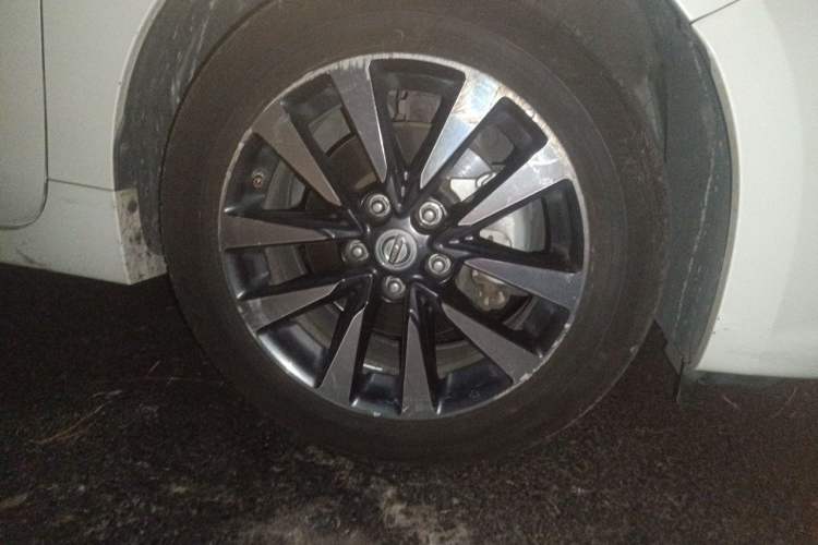 Used Nissan Teana 2016 2.0L XL-Upper Smart Edition Right Front Wheel Hub