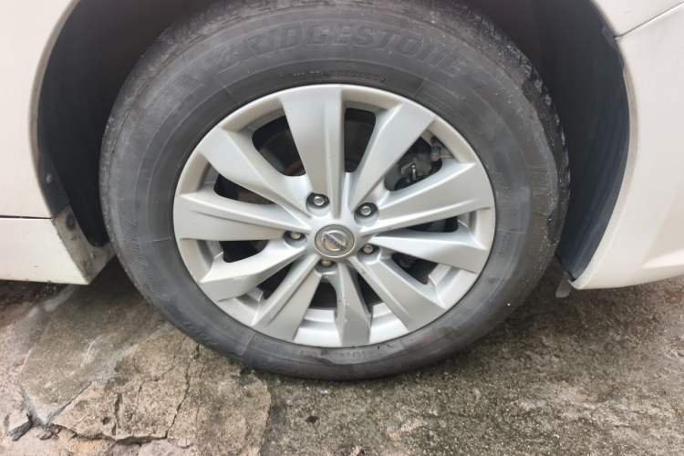 Used Nissan Teana 2016 2.0L XL Comfort Edition Right Front Wheel Hub