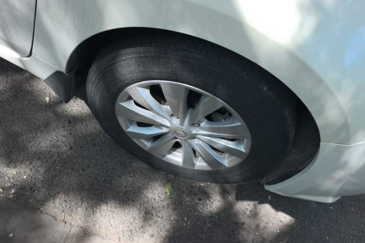 Used Nissan Teana 2016 Revised Version 2.0L XL Comfort Edition Right Front Wheel Hub