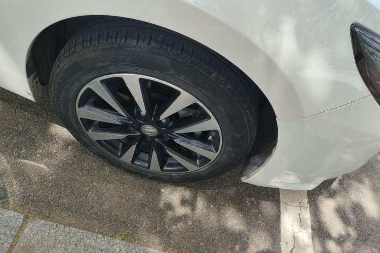 Used Nissan Teana 2016 2.0L XL-Upper Smart Edition Right Front Wheel Hub
