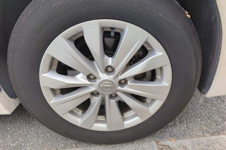 Used Nissan Teana 2016 Revised Version 2.0L XL Comfort Edition Right Front Wheel Hub