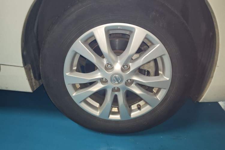 Used Nissan Teana 2016 2.0L XL Comfort Edition Right Front Wheel Hub