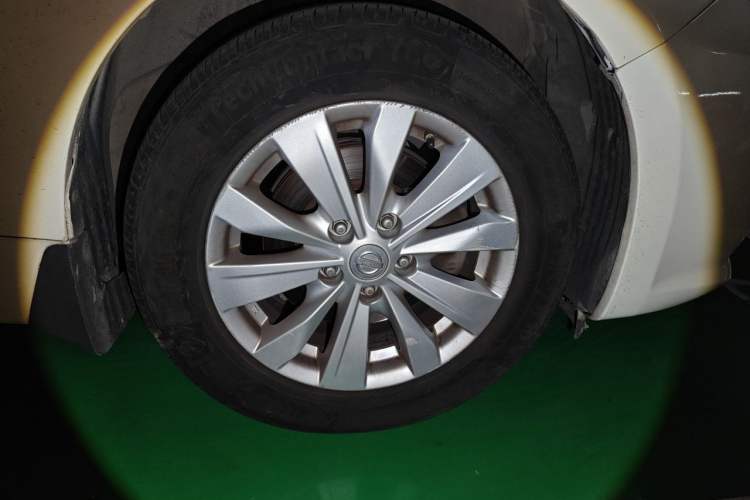 Used Nissan Teana 2016 Revised Version 2.0L XL Comfort Edition Right Front Wheel Hub