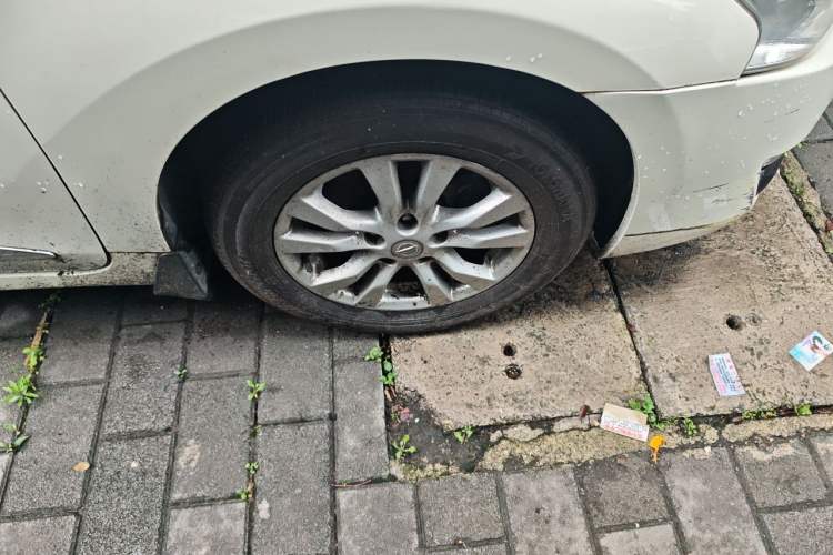 Used Nissan Teana 2016 2.0L XL Comfort Edition Right Front Wheel Hub