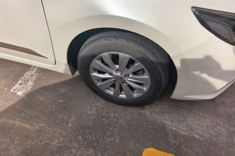 Used Nissan Teana 2016 Revised Version 2.0L XL Comfort Edition Right Front Wheel Hub