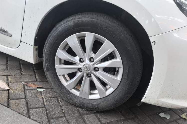 Used Nissan Teana 2016 2.0L XL Comfort Edition Right Front Wheel Hub