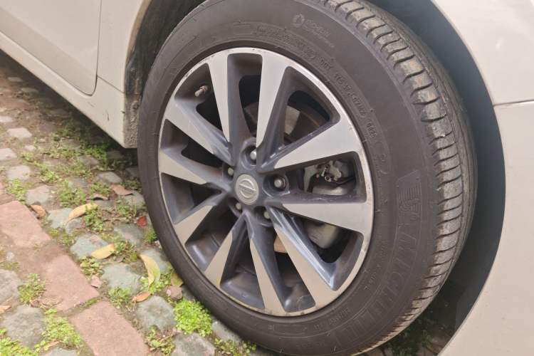 Used Nissan Teana 2016 2.5L XL-UpperNAVI Tech Prestige Edition Right Front Wheel Hub