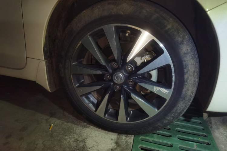 Used Nissan Teana 2016 2.0L XL-Upper Smart Edition Right Front Wheel Hub