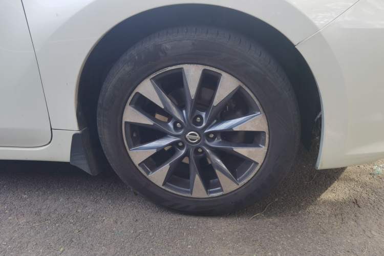 Used Nissan Teana 2016 Revised Version 2.0L XL Comfort Edition Right Front Wheel Hub