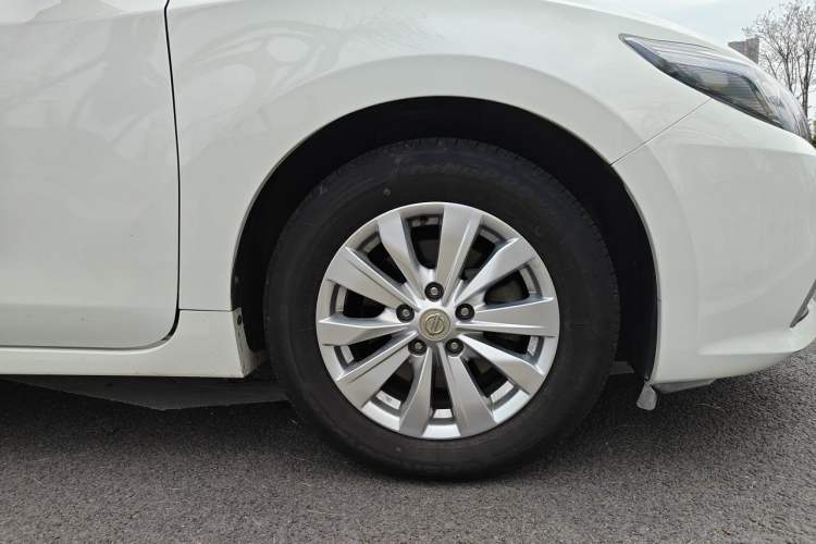 Used Nissan Teana 2016 Revised Version 2.0L XL Comfort Edition Right Front Wheel Hub