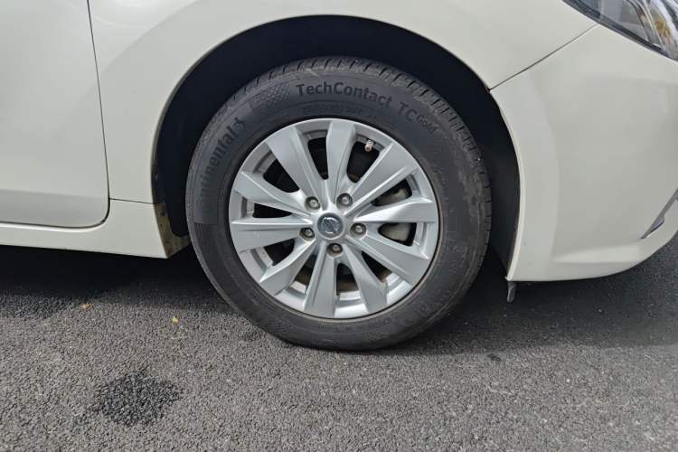 Used Nissan Teana 2016 2.0L XL Comfort Edition Right Front Wheel Hub