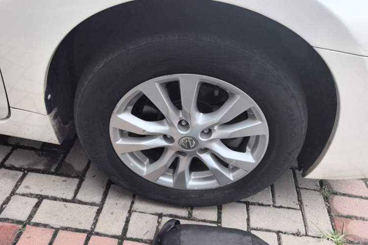 Used Nissan Teana 2016 2.0L XL Comfort Edition Right Front Wheel Hub