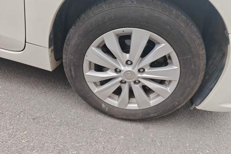 Used Nissan Teana 2016 Revised Version 2.0L XL Comfort Edition Right Front Wheel Hub