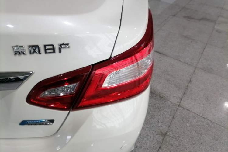 Used Nissan Teana 2016 Revised Version 2.0L XL Comfort Edition Right Rear Taillight