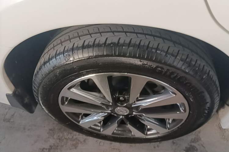 Used Nissan Teana 2016 2.0L XL-Upper Smart Edition Right Rear Wheel Hub