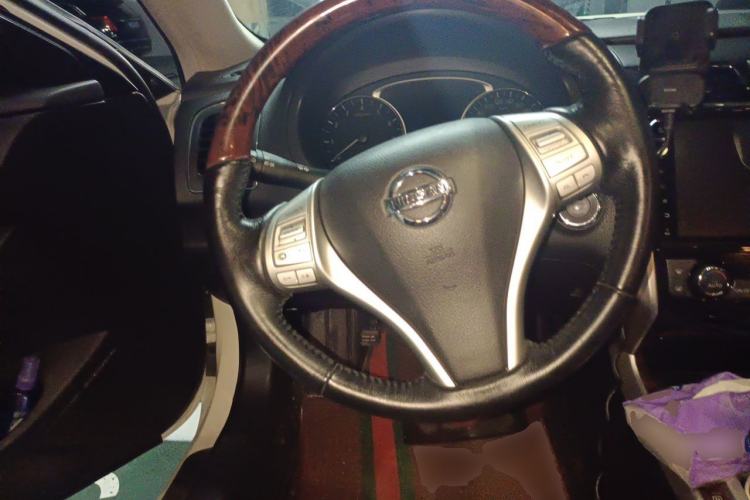 Used Nissan Teana 2016 Revised Version 2.0L XL Comfort Edition Steering Wheel