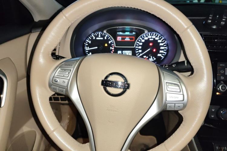 Used Nissan Teana 2016 Revised Version 2.0L XL Comfort Edition Steering Wheel