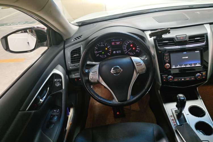 Used Nissan Teana 2016 Revised Version 2.0L XL Comfort Edition Steering Wheel